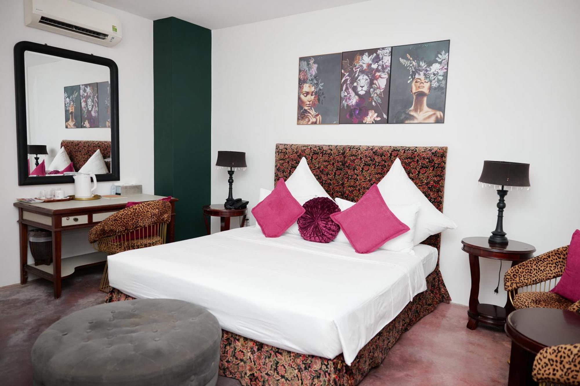 Khách sạn Thao Dien Village Boutique 2*